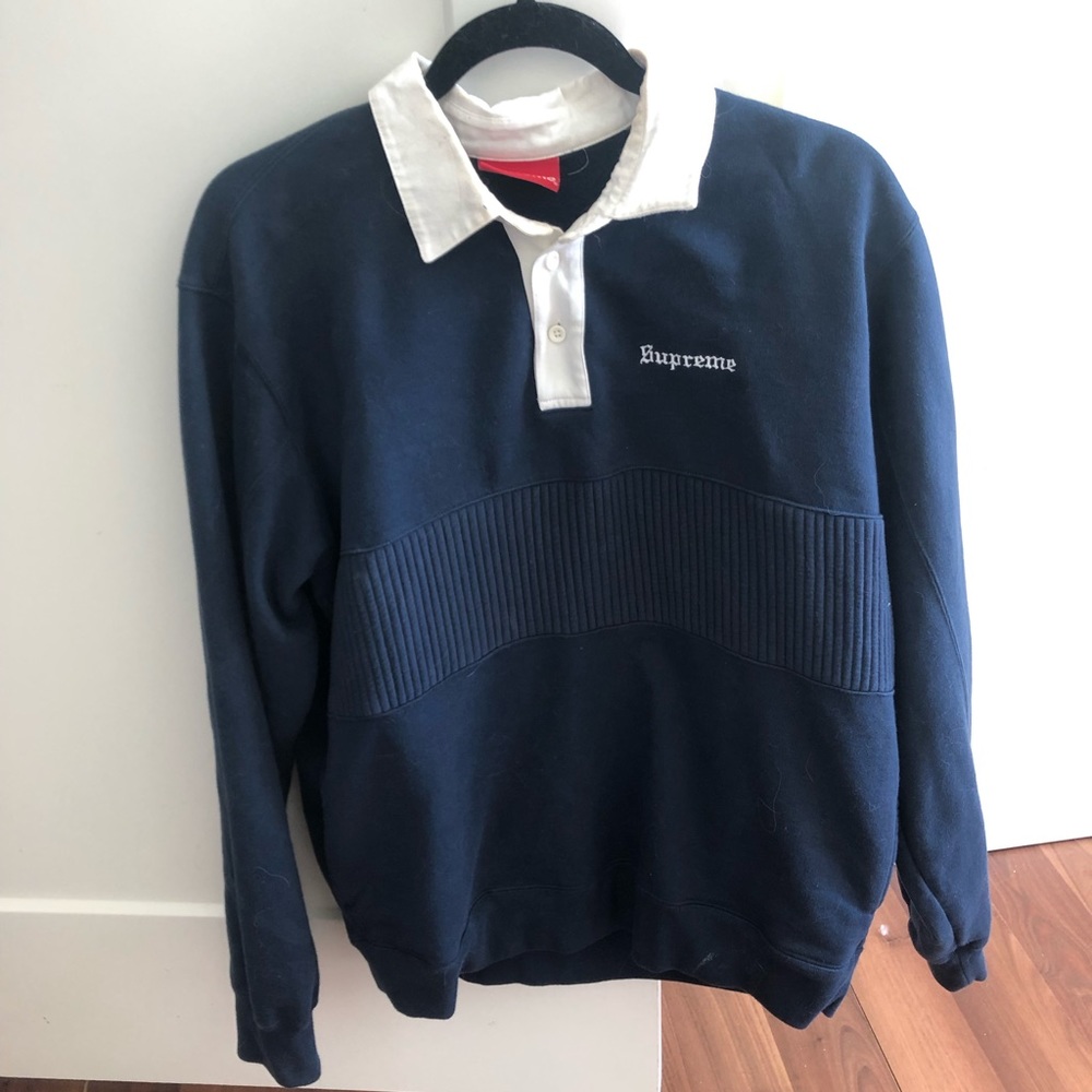 Navy blue Supreme Pullover (authentic)